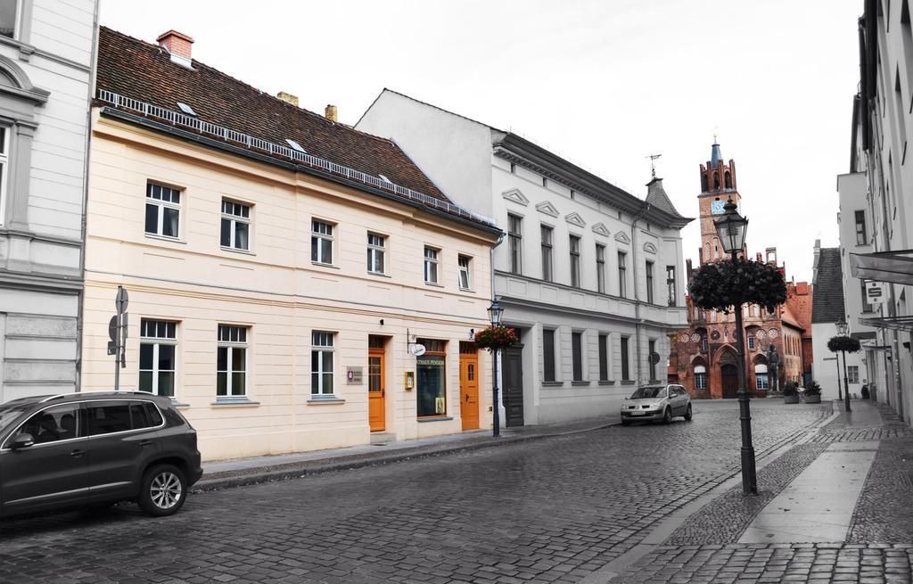 Rathaus-Pension 1685 Бранденбург Экстерьер фото